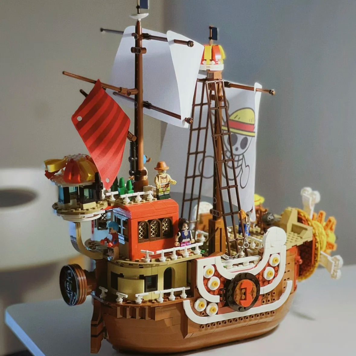 Thousand Sunny Ship Building Set